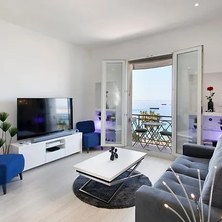 Ref 1196 - Croisette - Sea View For Rent Apartment Cannes
